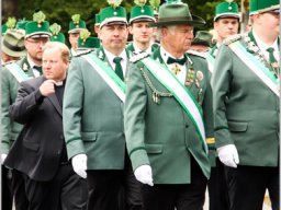 Schützenfest 2025 Samstag Ehrenmal