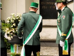 Schützenfest 2025 Samstag Ehrenmal